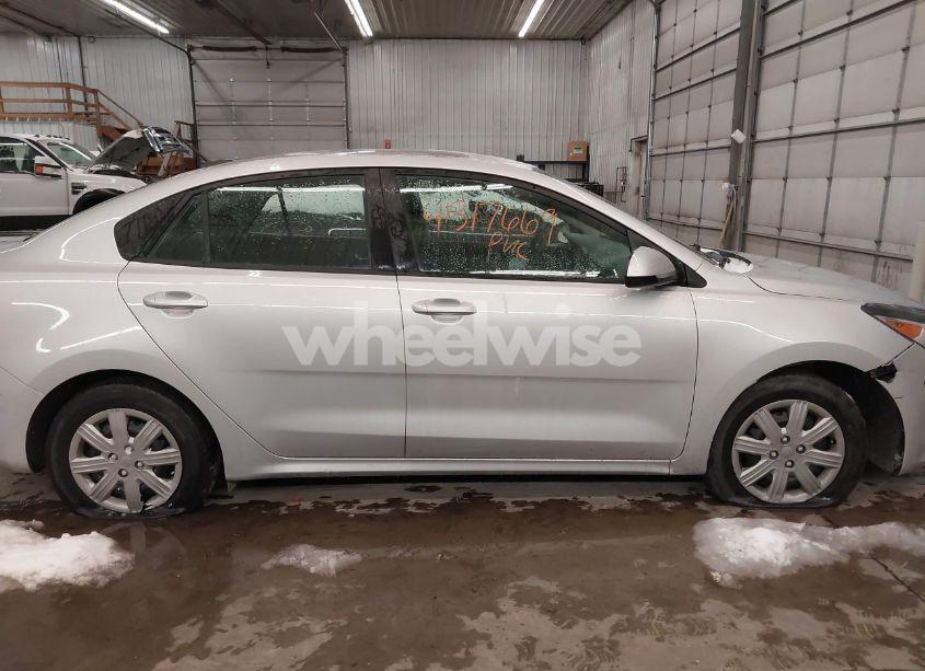 Photo 14 of 2022 Kia Rio (VIN 3KPA24AD6NE498064)
