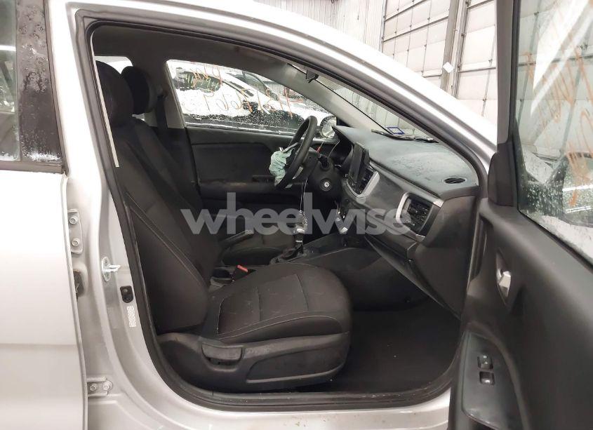Photo 5 of 2022 Kia Rio (VIN 3KPA24AD6NE498064)