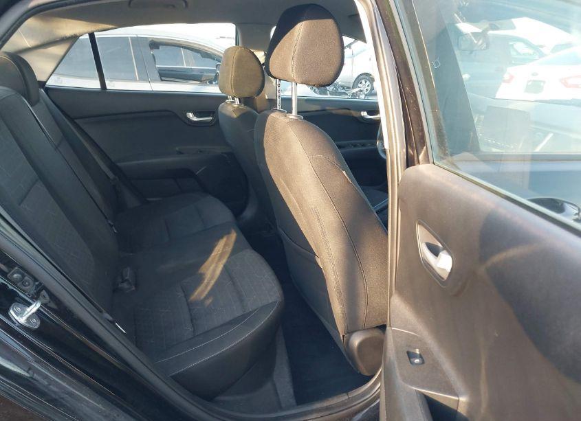 Photo 8 of 2021 Kia Rio LX (VIN 3KPA24AD7ME377235)