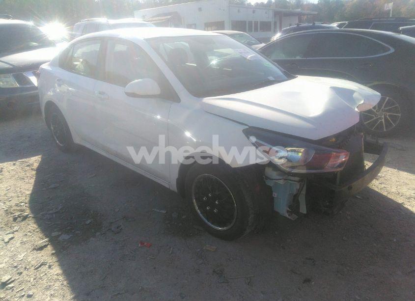 2021 Kia Rio S (VIN 3KPA24AD7ME380104) main photo