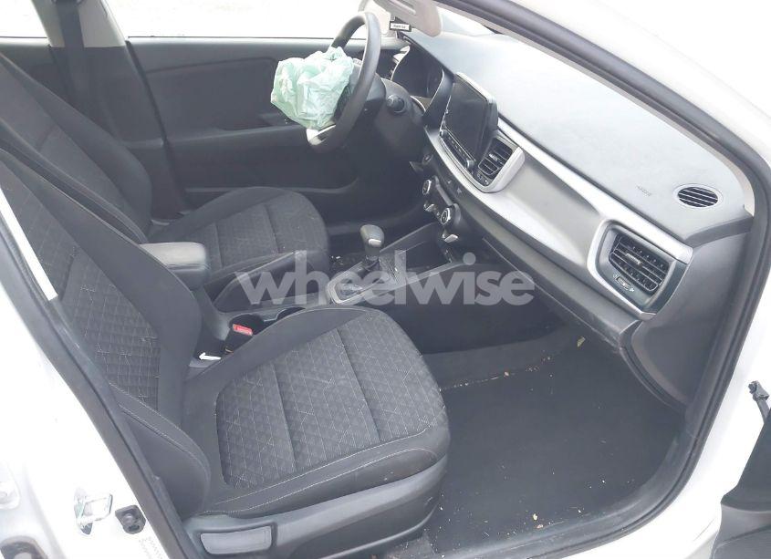 Photo 5 of 2021 Kia Rio S (VIN 3KPA24AD8ME382735)