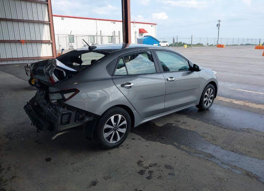 Photo 4 of 2021 Kia Rio S (VIN 3KPA24AD8ME422764)