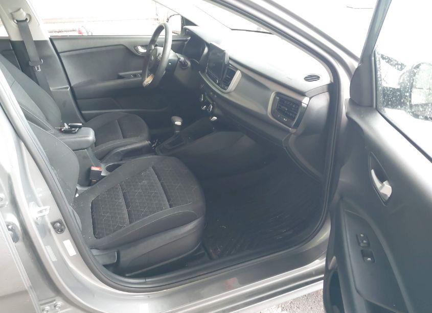 Photo 5 of 2021 Kia Rio S (VIN 3KPA24AD8ME422764)