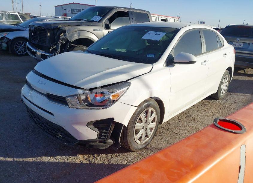 Photo 2 of 2022 Kia Rio LX (VIN 3KPA24AD8NE496381)