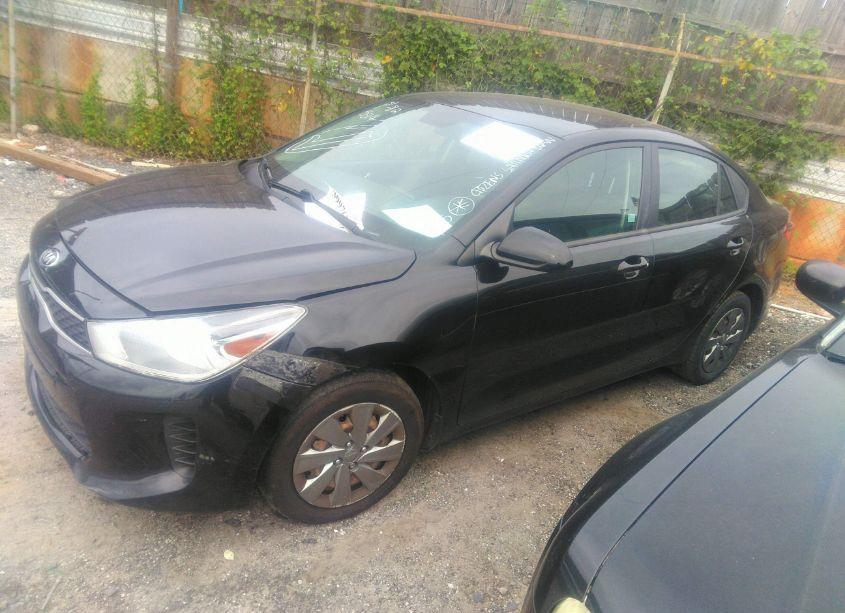 Photo 2 of 2020 Kia Rio S (VIN 3KPA24AD9LE338628)
