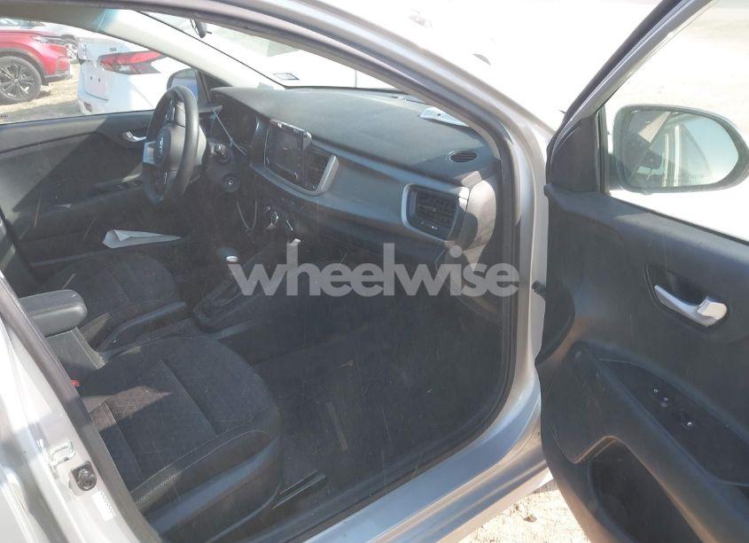 Photo 5 of 2020 Kia Rio S (VIN 3KPA24AD9LE358605)