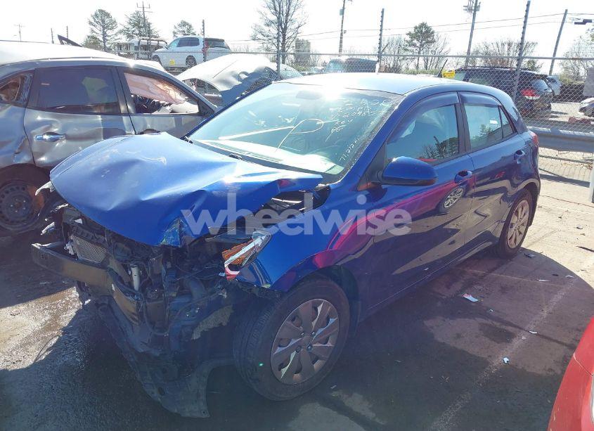 Photo 2 of 2019 Kia Rio 5-DOOR S (VIN 3KPA25AB0KE209857)
