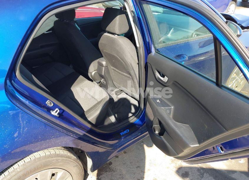 Photo 8 of 2019 Kia Rio 5-DOOR S (VIN 3KPA25AB0KE209857)