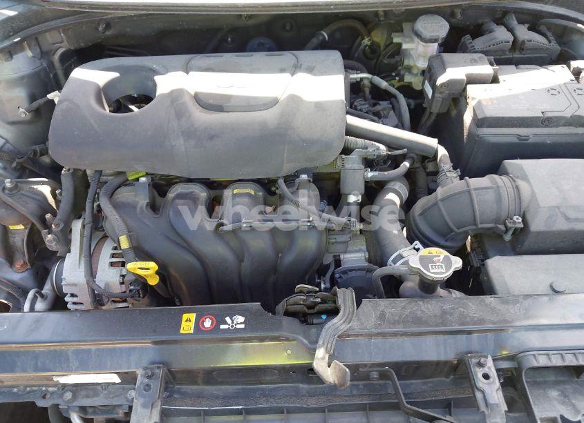 Photo 10 of 2019 Kia Rio 5-DOOR S (VIN 3KPA25AB1KE225260)