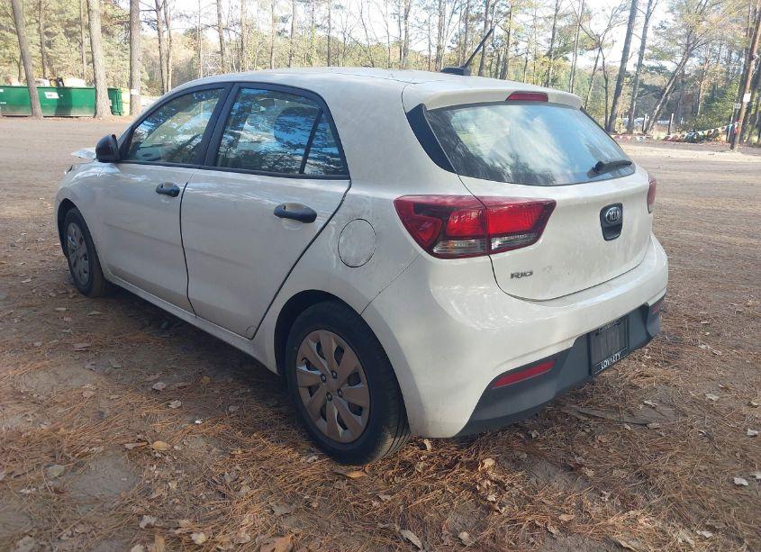 Photo 3 of 2018 Kia Rio LX (VIN 3KPA25AB4JE095165)