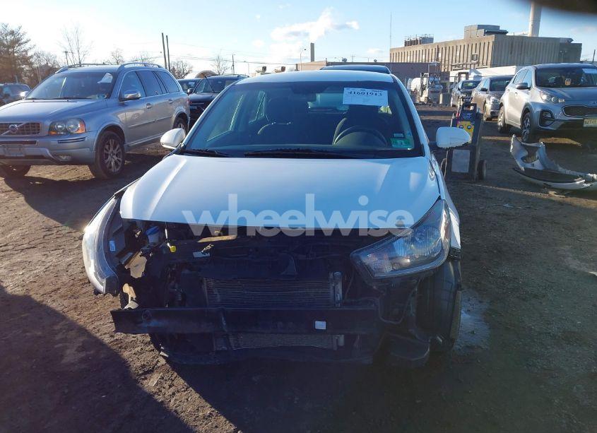 Photo 11 of 2018 Kia Rio S (VIN 3KPA25AB5JE044791)