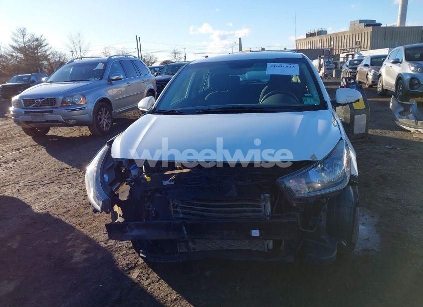 Photo 6 of 2018 Kia Rio S (VIN 3KPA25AB5JE044791)