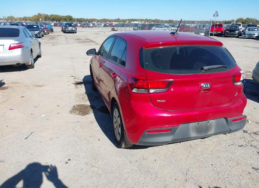 Photo 3 of 2018 Kia Rio S (VIN 3KPA25AB5JE120235)