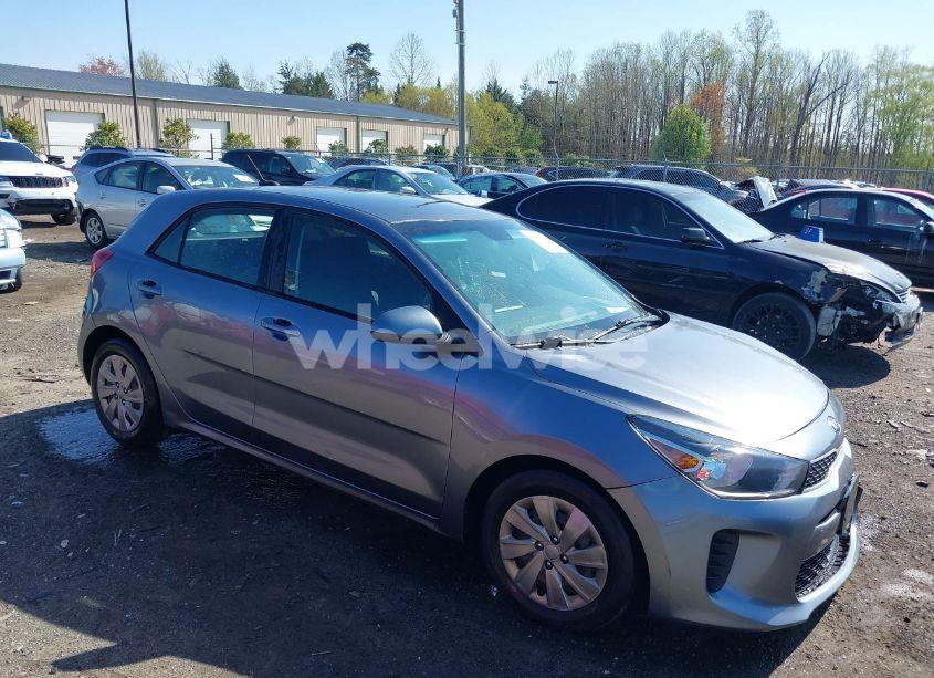 2019 Kia Rio 5-DOOR S (VIN 3KPA25AB5KE188889) main photo