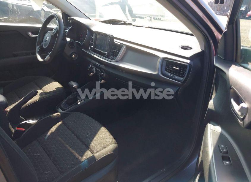 Photo 5 of 2019 Kia Rio 5-DOOR S (VIN 3KPA25AB5KE188889)