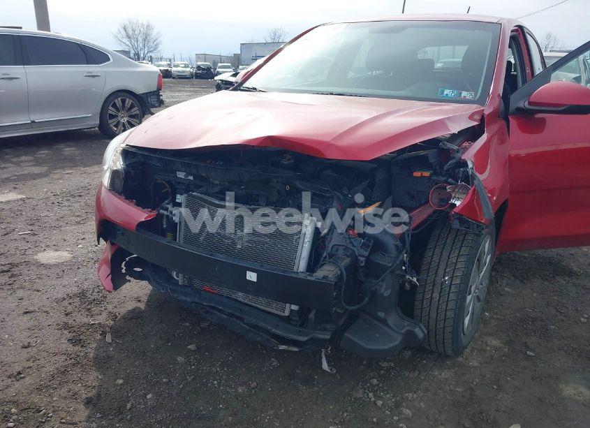 Photo 6 of 2019 Kia Rio 5-DOOR S (VIN 3KPA25AB5KE227724)