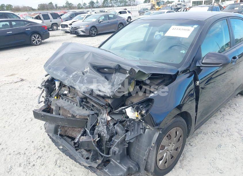 Photo 6 of 2018 Kia Rio S (VIN 3KPA25AB6JE050180)