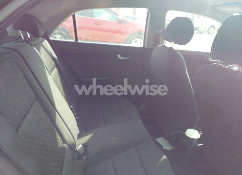 Photo 8 of 2018 Kia Rio LX (VIN 3KPA25AB6JE051376)