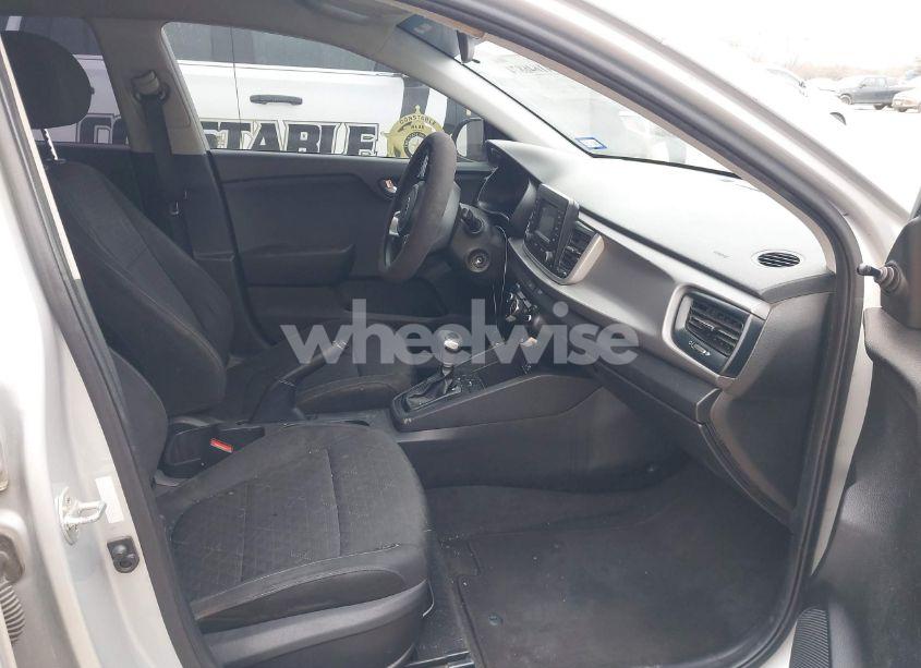 Photo 5 of 2018 Kia Rio LX (VIN 3KPA25AB6JE089366)