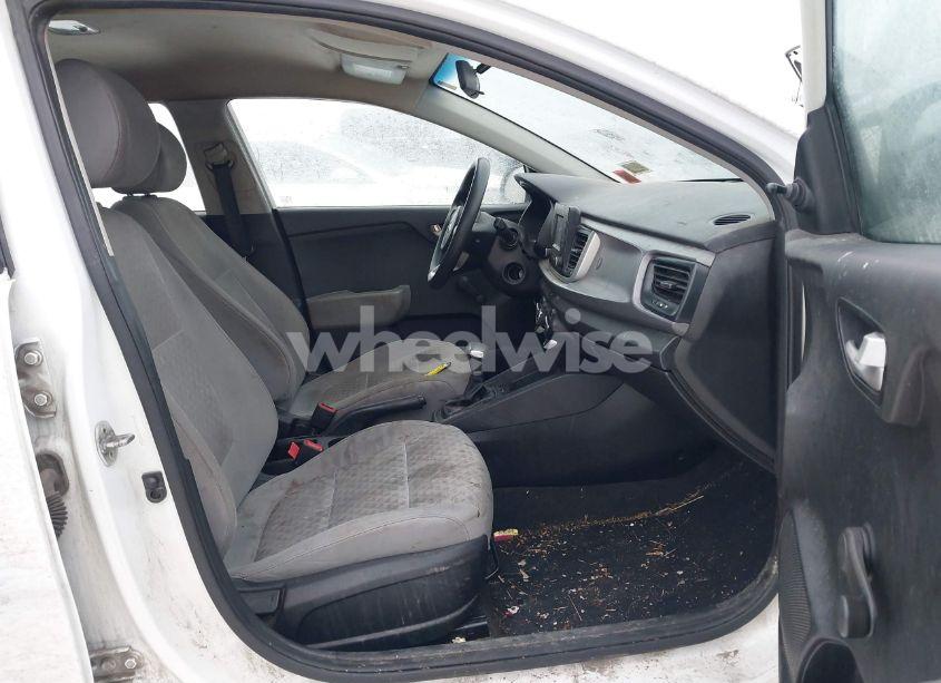 Photo 5 of 2018 Kia Rio LX (VIN 3KPA25AB8JE045269)
