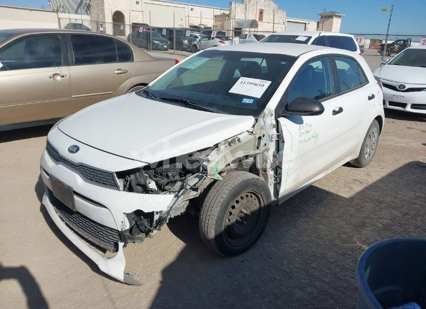 Photo 2 of 2018 Kia Rio LX (VIN 3KPA25AB8JE087859)
