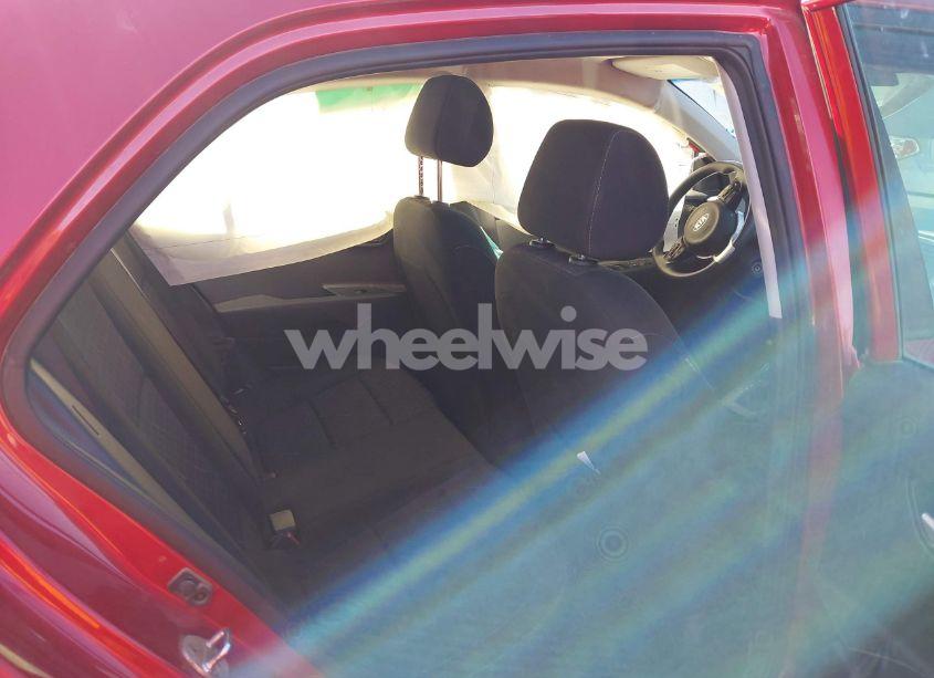 Photo 8 of 2019 Kia Rio 5-DOOR S (VIN 3KPA25AB8KE199921)