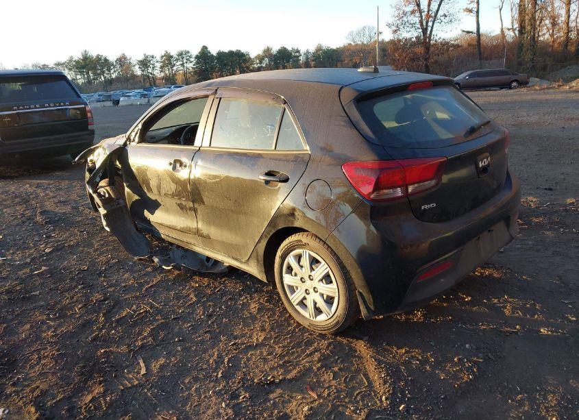 Photo 3 of 2022 Kia Rio 5-DOOR S (VIN 3KPA25AD1NE458433)