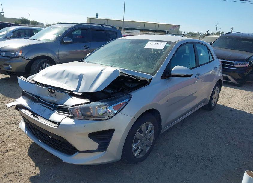 Photo 2 of 2021 Kia Rio 5-DOOR S (VIN 3KPA25AD3ME369297)