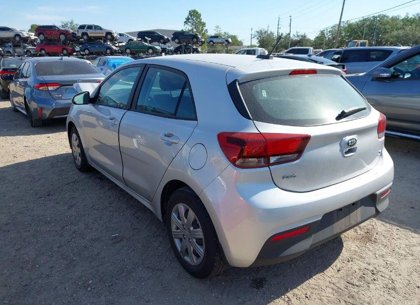 Photo 3 of 2021 Kia Rio 5-DOOR S (VIN 3KPA25AD3ME369297)