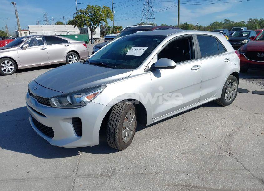 Photo 2 of 2020 Kia Rio 5-DOOR S (VIN 3KPA25AD4LE309303)