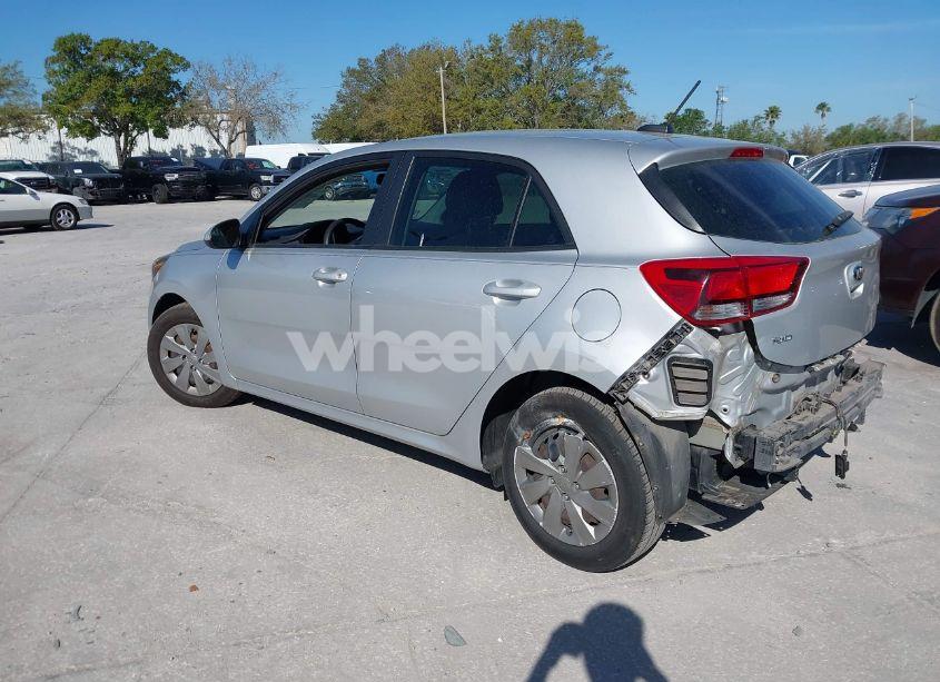 Photo 3 of 2020 Kia Rio 5-DOOR S (VIN 3KPA25AD4LE309303)
