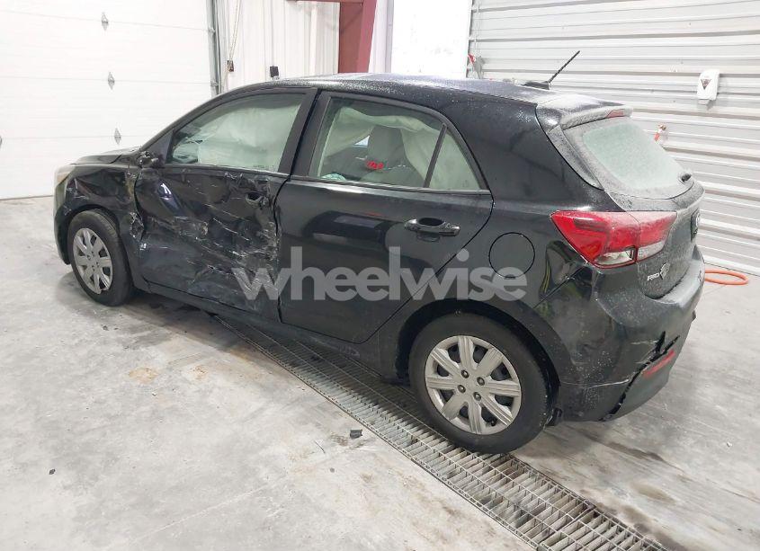 Photo 3 of 2021 Kia Rio 5-DOOR S (VIN 3KPA25AD4ME431418)