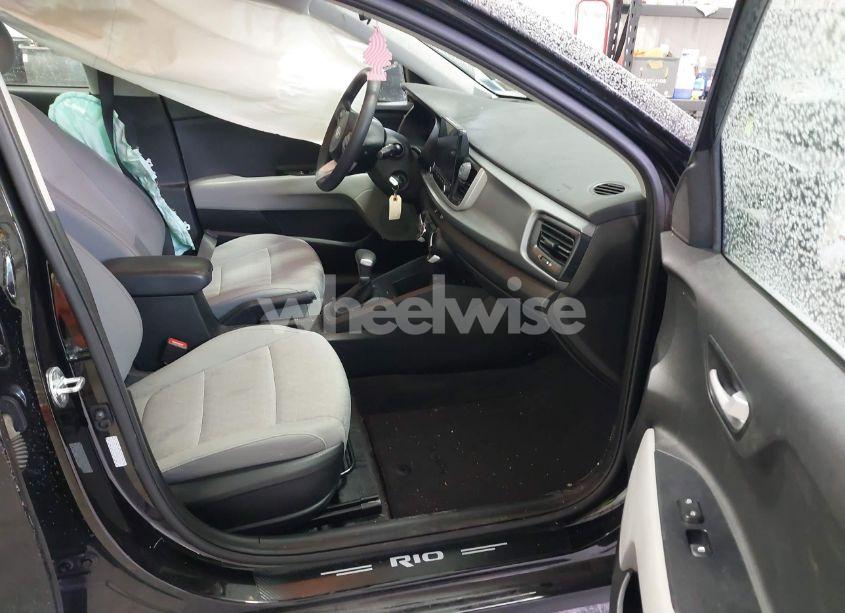 Photo 5 of 2021 Kia Rio 5-DOOR S (VIN 3KPA25AD4ME431418)