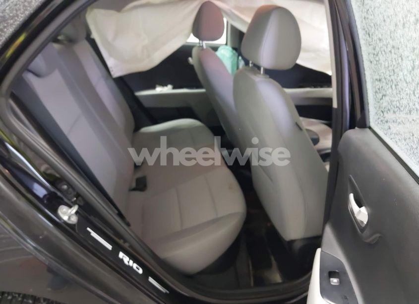 Photo 8 of 2021 Kia Rio 5-DOOR S (VIN 3KPA25AD4ME431418)