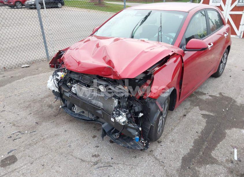 Photo 2 of 2021 Kia Rio 5-DOOR S (VIN 3KPA25AD5ME390071)
