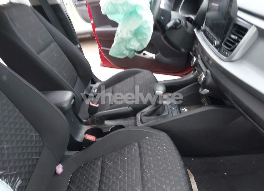 Photo 5 of 2021 Kia Rio 5-DOOR S (VIN 3KPA25AD5ME390071)