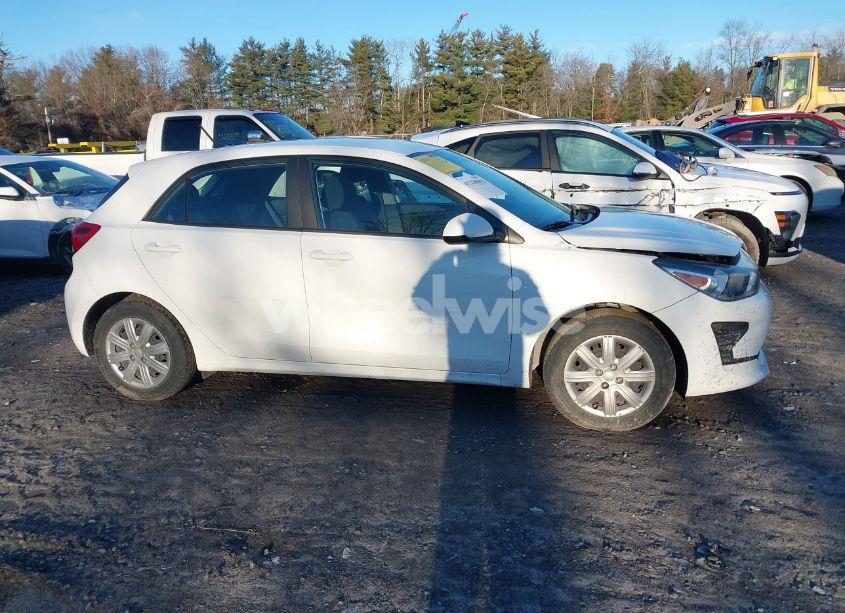 Photo 13 of 2022 Kia Rio 5-DOOR S (VIN 3KPA25AD5NE443465)