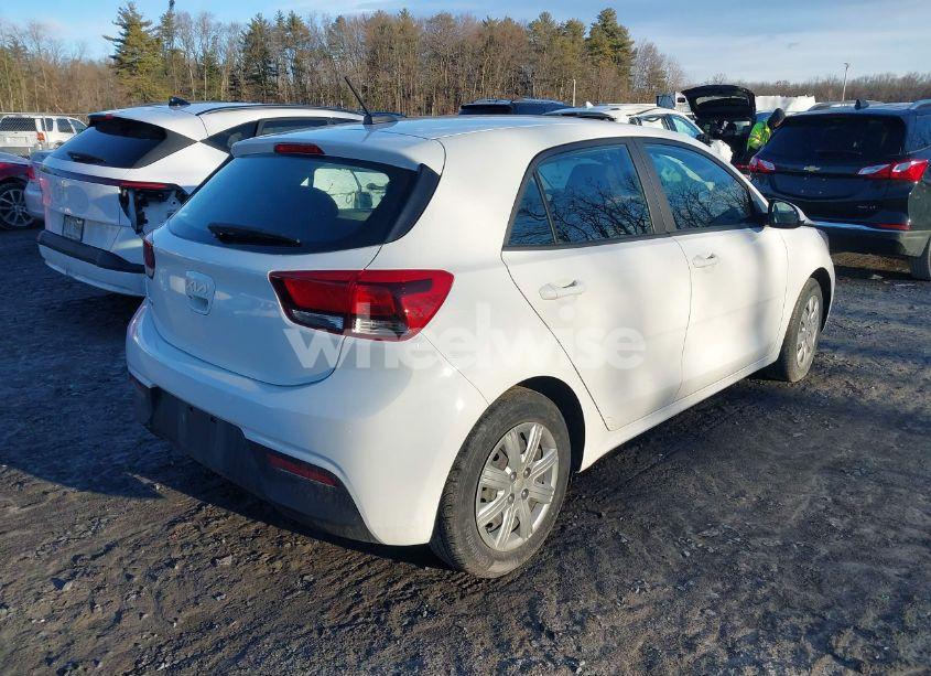 Photo 4 of 2022 Kia Rio 5-DOOR S (VIN 3KPA25AD5NE443465)