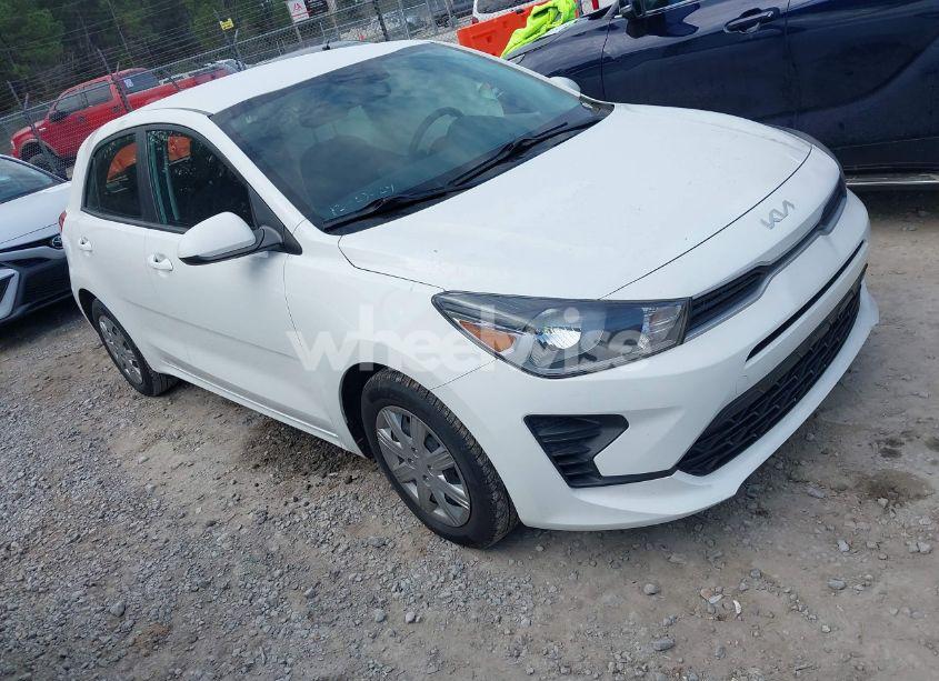 2022 Kia Rio 5-DOOR S (VIN 3KPA25AD5NE457866) main photo