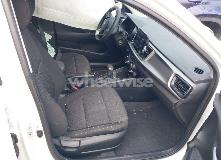 Photo 5 of 2022 Kia Rio 5-DOOR S (VIN 3KPA25AD5NE457866)