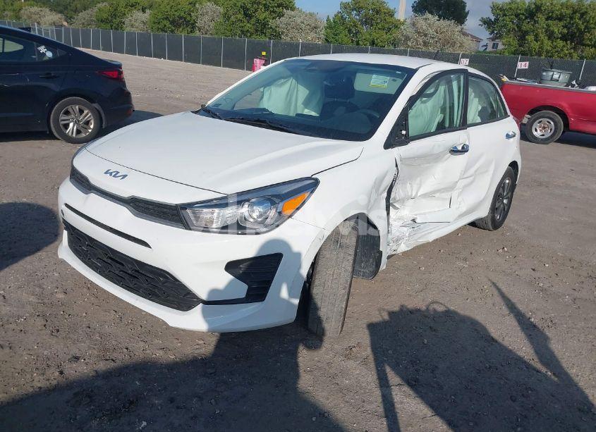 Photo 2 of 2022 Kia Rio 5-DOOR S (VIN 3KPA25AD6NE458511)