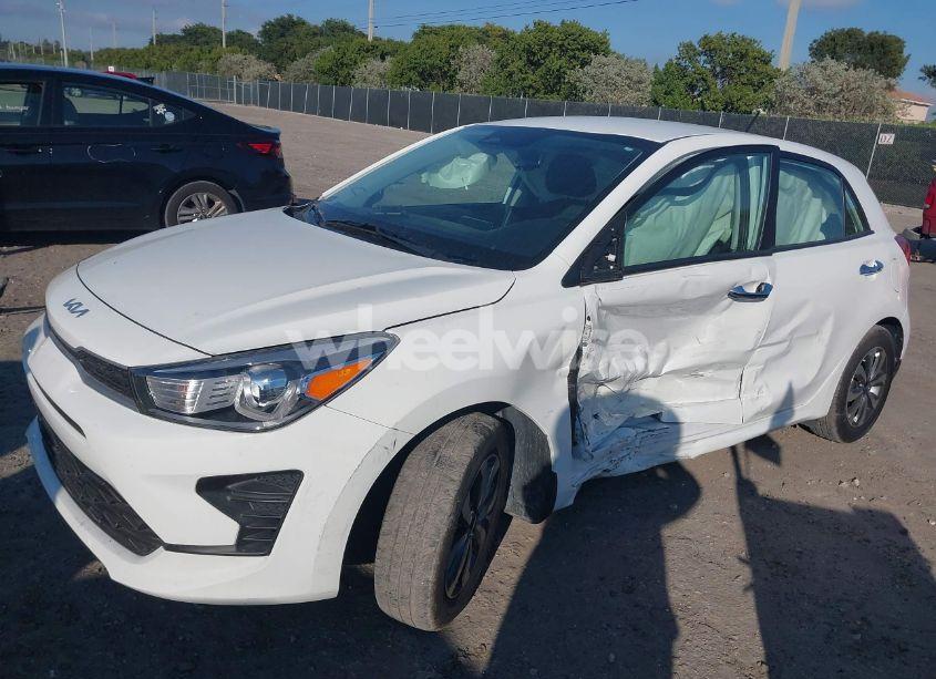 Photo 6 of 2022 Kia Rio 5-DOOR S (VIN 3KPA25AD6NE458511)