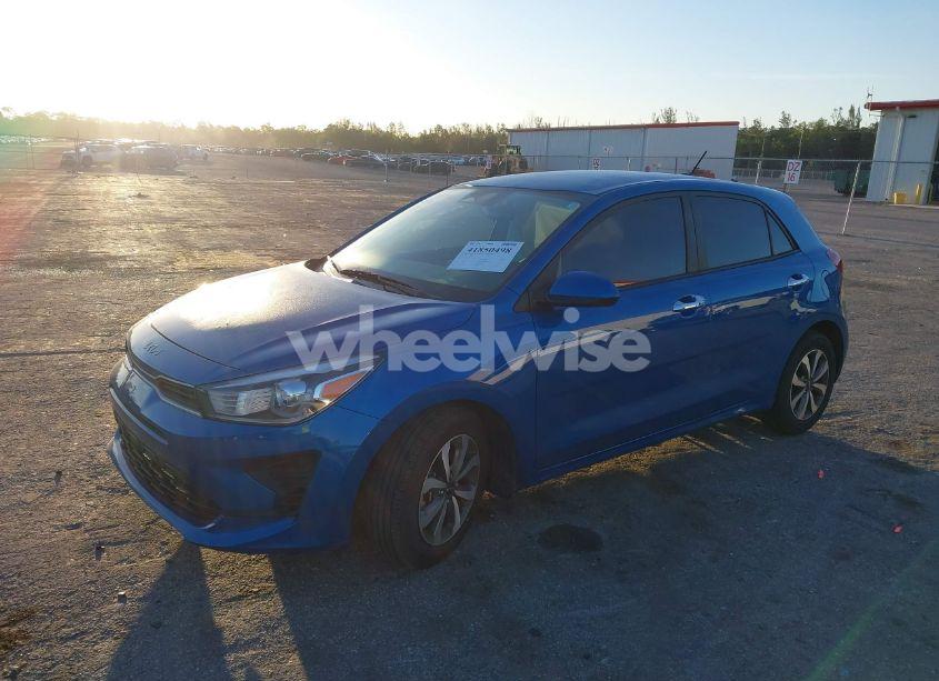 Photo 2 of 2022 Kia Rio 5-DOOR S (VIN 3KPA25AD6NE483733)