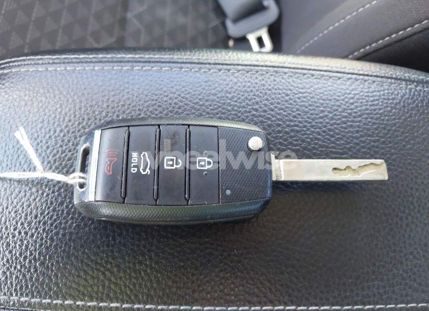 Photo 11 of 2020 Kia Rio 5-DOOR S (VIN 3KPA25AD7LE348113)