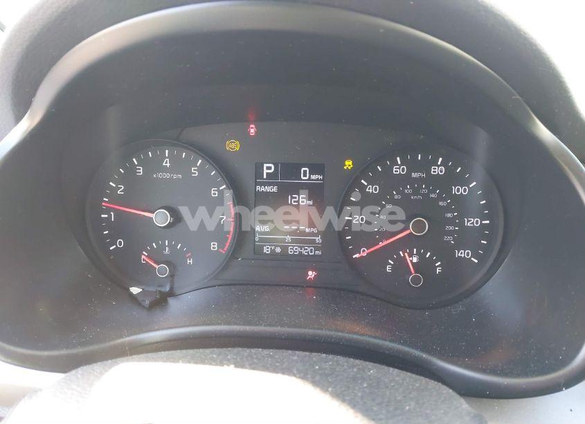 Photo 7 of 2021 Kia Rio 5-DOOR S (VIN 3KPA25AD7ME390122)