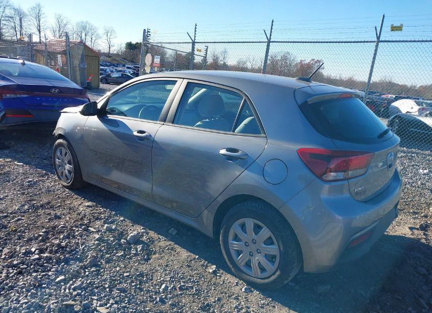 Photo 3 of 2021 Kia Rio 5-DOOR S (VIN 3KPA25AD8ME386645)