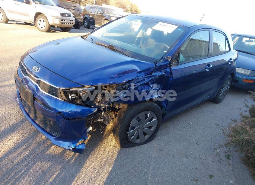 Photo 2 of 2020 Kia Rio 5-DOOR S (VIN 3KPA25ADXLE260785)