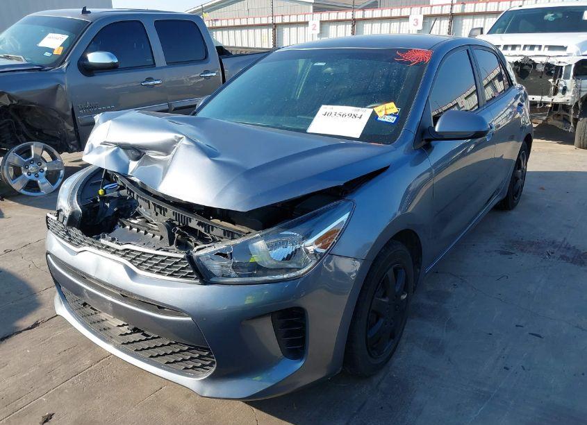 Photo 2 of 2020 Kia Rio 5-DOOR S (VIN 3KPA25ADXLE350082)