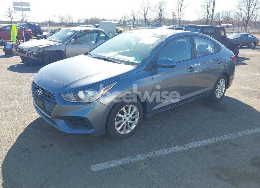 Photo 2 of 2018 Hyundai Accent SEL (VIN 3KPC24A30JE011337)