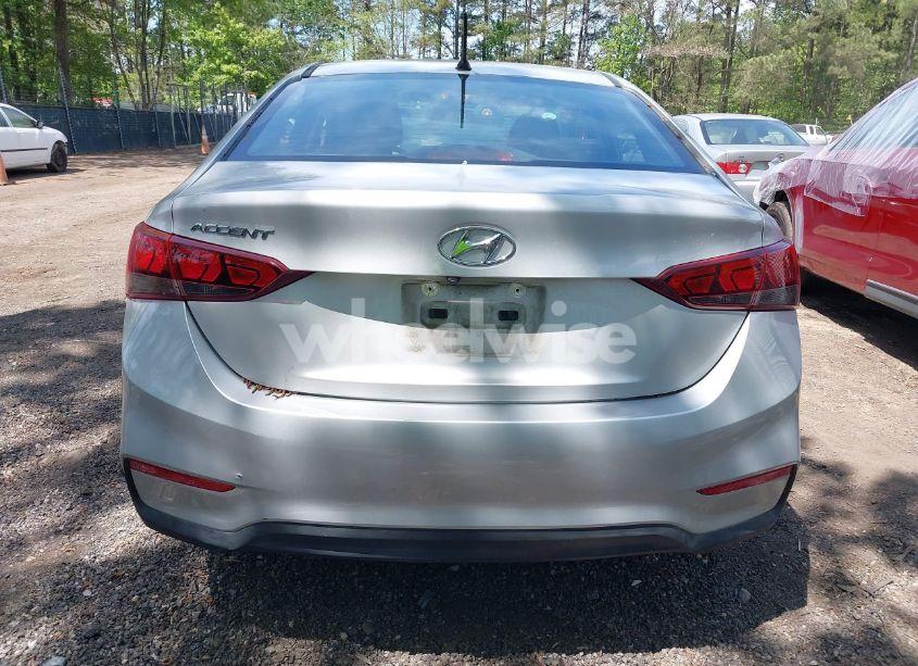 Photo 16 of 2018 Hyundai Accent SE (VIN 3KPC24A30JE018627)